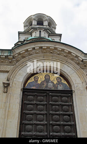 Tür und Arch, St Alexander Nevsky Cathedral, Sofia, Bulgarien Stockfoto