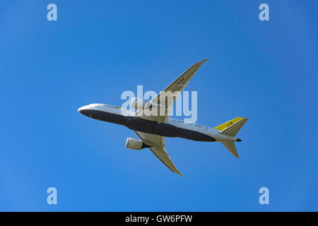 Royal Brunei Airlines Boeing 787-8 Dreamliner Flugzeuge vom Flughafen Heathrow, Greater London, England, Vereinigtes Königreich Stockfoto