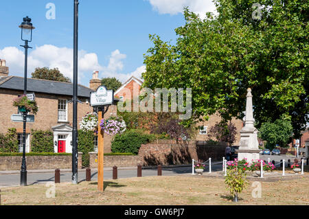 High Street, Stanwell Dorf, Stanwell, Surrey, England, Vereinigtes Königreich Stockfoto