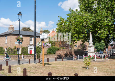 High Street, Stanwell Dorf, Stanwell, Surrey, England, Vereinigtes Königreich Stockfoto