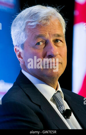 Washington DC, USA. 12. September 2016. Jamie Dimon, Chairman und CEO von JPMorgan Chase & Co. spricht bei einer Veranstaltung der Economic Club of Washington in Washington, D.C., am 12. September 2016. Bildnachweis: Kristoffer Tripplaar/Alamy Live-Nachrichten Stockfoto