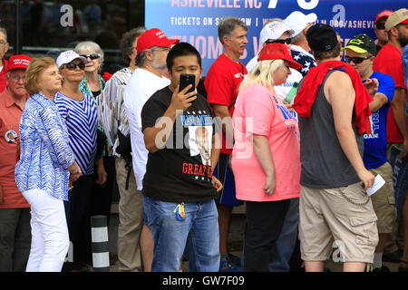 Asheville, NC, USA. 12. September 2016. Donald Trump-Rallye in Asheville, NC am 12. September 2016 Credit: Bilder-USA/Alamy Live News Stockfoto