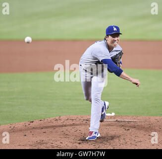 Miami, Florida, USA. 11. September 2016. Kenta Maeda (Schwindler) MLB: Kenta Maeda der Los Angeles Dodgers Stellplätze während der Major League Baseball Spiel gegen die Miami Marlins im Marlins Park in Miami, Florida, Vereinigte Staaten von Amerika. © AFLO/Alamy Live-Nachrichten Stockfoto