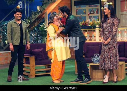 Bollywood Schauspieler Katrina Kaif Sidharth Malhotra Schauspieler Kapil Sharma Ali Asgar Werbefilm Baar Baar Dekho Mumbai Stockfoto