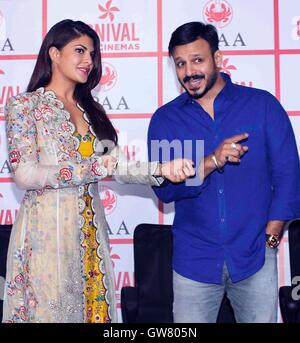 Bollywood-Schauspieler Vivek Oberoi feiert Geburtstag Jacqueline Fernandez Karneval Kinos CPAA Mumbai Stockfoto