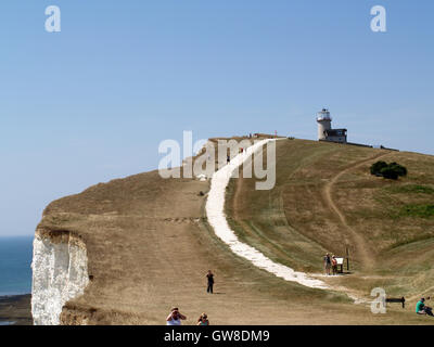 Belle Tout Leuchtturm von Beachy Head Way, Eastbourne, East Sussex, mit Blick auf Ärmelkanal Stockfoto