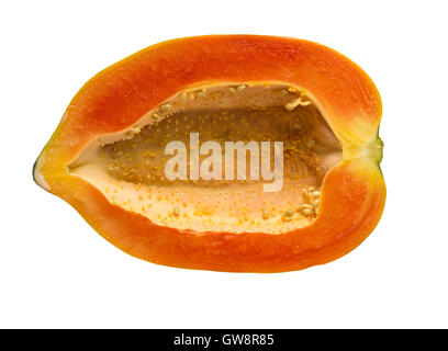 Hälfte gespalten Papaya isoliert auf weißem Hintergrund und Clipping-Pfad Stockfoto