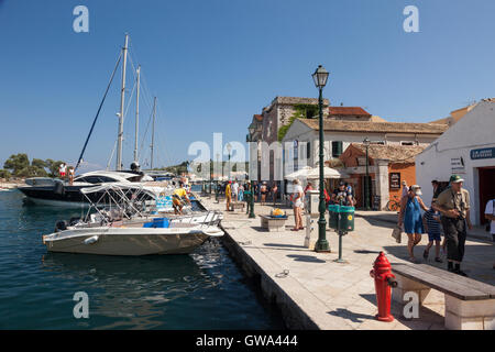 Gaios die größte Stadt auf Paxos, die kleinste der bewohnten Ionischen Inseln, Griechenland Stockfoto