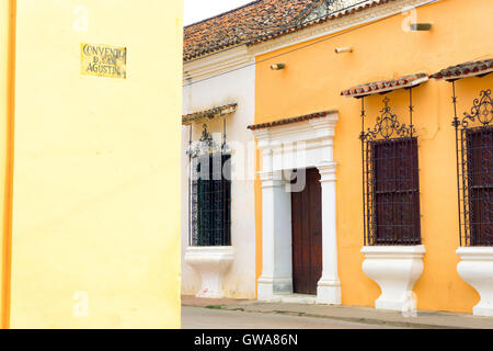 Pastell farbigen Kolonialarchitektur in Mompox, Kolumbien Stockfoto