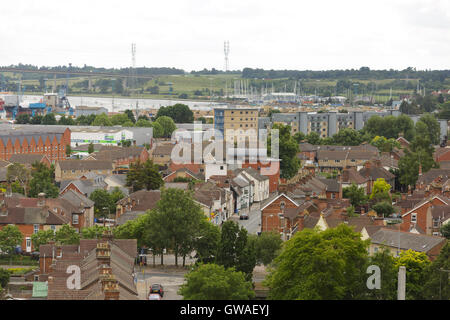 Luftaufnahme von Stoke Quay, Ipswich, Suffolk, Whesterfield Straßen- und Orwell. Stockfoto