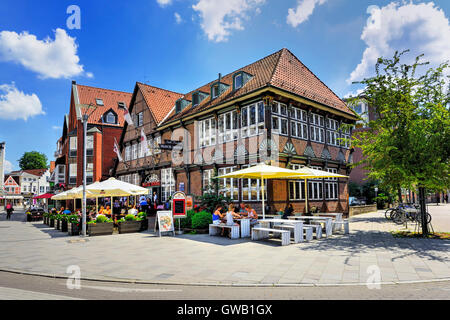 Historisches Fachwerkhaus mit dem Restaurant Block House in der shopping Straße sächsische Tor im Bergdorf, Hamburg, Stockfoto