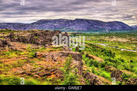 Risse des Mittelatlantischen Rückens im Thingvellir National Park - Island Stockfoto