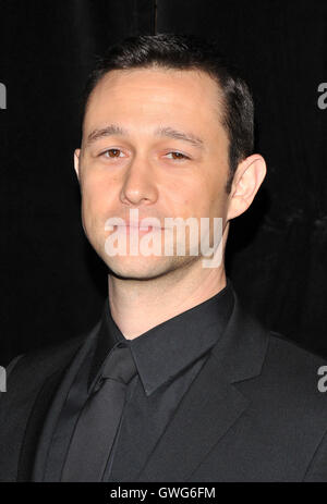 New York, USA. 13. September 2016. Joseph Gordon-Levitt besucht die 'Snowden' NewYork-Premiere bei AMC Loews Lincoln Square am 13. September 2016 in New York City. @John Palmer/Medien Punsch Credit: MediaPunch Inc/Alamy Live-Nachrichten Stockfoto