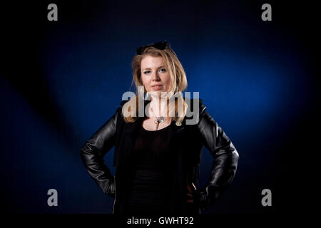 Zoe Howe, Musikschriftsteller und Sender, auf dem Edinburgh International Book Festival. Edinburgh, Schottland. 29. August 2016 Stockfoto