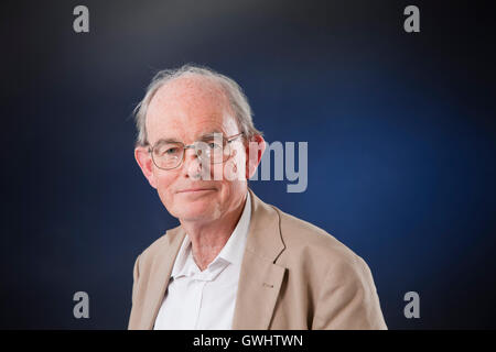 Chris Mullin, britischer Autor, Journalist und ehemaliger Abgeordneter, auf dem Edinburgh International Book Festival. Edinburgh, Schottland. 29. August 2016 Stockfoto