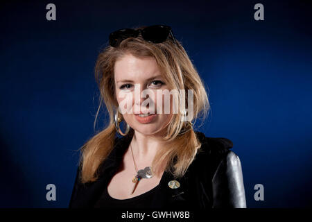 Zoe Howe, Musikschriftsteller und Sender, auf dem Edinburgh International Book Festival. Edinburgh, Schottland. 29. August 2016 Stockfoto