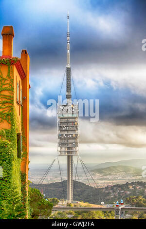 Barcelona, Spanien - 24. September 2016: Aussicht Barcelona vom Tibidabo Hügel TV-Antenne, Barcelona, Spanien, 24 September 201 Stockfoto