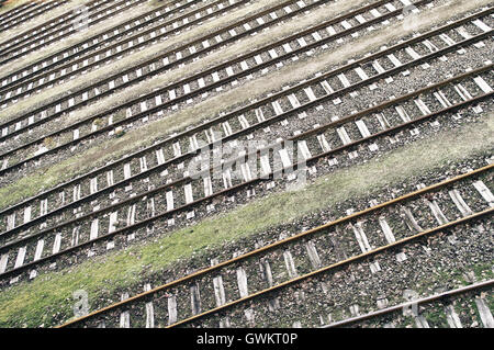 Schienen, Licht, Vision, links, Entfernung, Kreuz, horizontal, iron, Konzept, Zeile, Spalte, hell, Schatten, Nacht, Änderung, Rasen Stockfoto