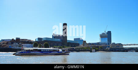 Tate Modern angesehen vom Nordufer, London Stockfoto