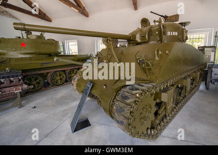 M4A3 Sherman-Panzer im Militär Geschichte Park in Pivka, Slowenien Stockfoto