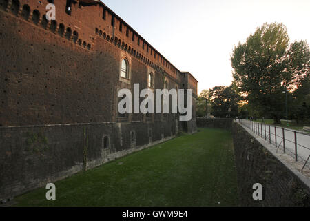 Einen schönen Blick auf die Mauern des Castello Sforzesco, Mailand, Italien, Castello Sforzesco Stockfoto