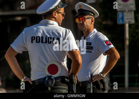 Slowakische Polizei in den Straßen von Bratislava, Slowakei, Europa Stockfoto