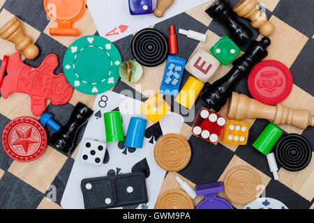 Verschiedene Spielsteine Stockfoto