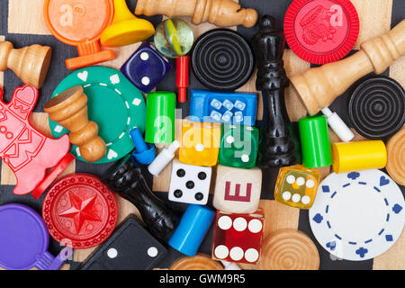 Verschiedene Spielsteine Stockfoto