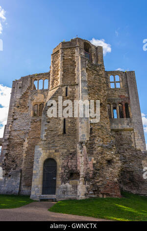 Newark Castle blues Festival Ansichten des Schlosses und der Besucher Newark auf Trent Nottinghamshire Sommer Stockfoto