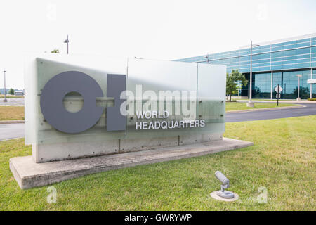 Ein Logo Zeichen außerhalb der Hauptsitz von Owens-Illinois, Inc., in Perrysburg, Ohio am 16. Juli 2016. Stockfoto