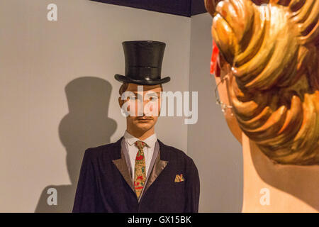 Gigantes y Cabezudos des englischen Milord in Baskisches Museum, Bilbao Stockfoto