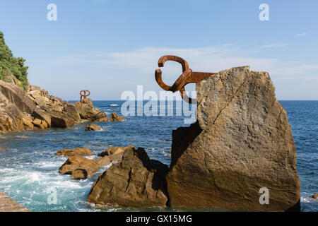 Eduardo Chillida Bildhauer und Architekten Luis Peña Ganchegui Peine del Viento (Wind Kamm) Stockfoto