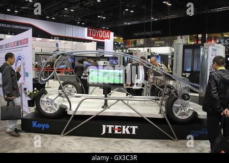 Chicago, USA. 14. Sep, 2016. Foto aufgenommen am 14. September 2016 zeigt die Komponenten und Kontrollsystem für Hybrid-Elektro-Auto auf der Weltausstellung in Chicago, die Vereinigten Staaten. Die International Manufacturing Technology Show ist eines der größten Industriemessen in der Welt, mit mehr als 2000 Aussteller und 114.147 Registranten. Es ist vom 12 Sept. bis 17 im McCormick Place in Chicago statt. © Wang Ping/Xinhua/Alamy Live-Nachrichten Stockfoto