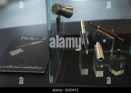 Turin, Piemont, Italien. 15. Sep, 2016. Turin, Italien - 15. September 2016: Einweihung des Buches Museum in Turin bei der Firma Aurora am 15. September 2016 in Turin, Italien © Stefano Guidi/ZUMA Draht/Alamy Live News Stockfoto