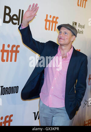 Toronto, Kanada. 15. Sep, 2016. Schauspieler Woody Harrelson besucht die Weltpremiere des Films "LBJ' in der Roy Thomson Hall während der 41. Toronto International Film Festival in Toronto, Kanada, 15. September 2016. © Zou Zheng/Xinhua/Alamy Live-Nachrichten Stockfoto