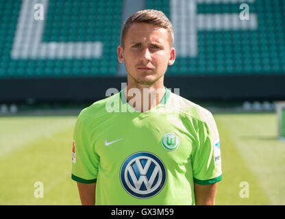 Deutsche Bundesliga - Saison 2016/17 - Fototermin VfL Wolfsburg am 14. September 2016 in Wolfsburg, Deutschland: Paul Seguin. Foto: Peter Steffen/Dpa | weltweite Nutzung Stockfoto