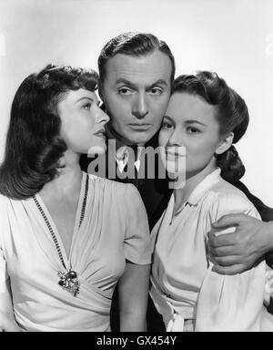 Charles Boyer, Olivia de Havilland, Paulette Goddard - HOLD BACK THE DAWN - 1941. Unter der Regie von Mitchell Leisen Stockfoto