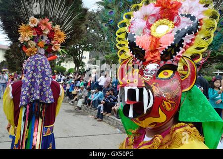 Teufel - Prozession - Fiestas De La Virgen del Carmen in HUANCABAMBA... Abteilung von Piura. Peru Stockfoto