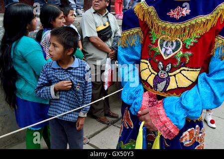 Teufel - Prozession - Fiestas De La Virgen del Carmen in HUANCABAMBA... Abteilung von Piura. Peru Stockfoto