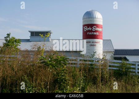 Ein Logo Zeichen außerhalb der Hauptsitz der Bob Evans Farmen in New Albany, Ohio am 24. Juli 2016. Stockfoto