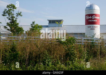 Ein Logo Zeichen außerhalb der Hauptsitz der Bob Evans Farmen in New Albany, Ohio am 24. Juli 2016. Stockfoto