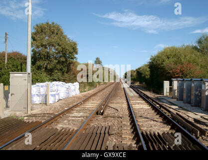 Südliche Eisenbahn Coastway Osten Bahnstrecke bei Normannen Bay, East Sussex, UK Stockfoto