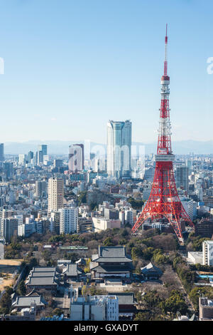 Tokyo Tower und Roppongi Hills, Minato-Ku, Tokyo, Japan Stockfoto