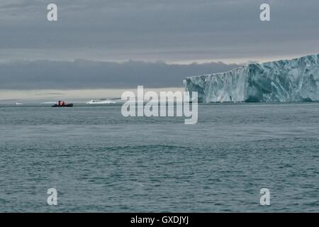 Brasvellbreen Gletscher auf Nordaustlandet. Svalbard-Archipel, arktische Norwegen. Stockfoto