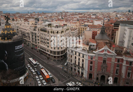 Der Blick über Madrid von Circulo de Bella Artes Dachterrasse, Madrid, Spanien, April Stockfoto