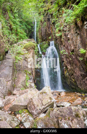 Skala Kraft, die längste Freifall-Wasserfall im Lake District Stockfoto