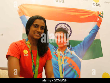 Indischer Badmintonspieler und Silbermedaillengewinnerin der Olympischen Spiele in Rio P V Sindhu während der Begeisterungsfunktion OGQ Bombay Mumbai Maharashtra India Stockfoto