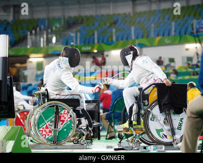 Rio De Janeiro, Brasilien. 16. September 2016. Rio 2016 Paralympischen Spiele Damen Florett zwischen Ungarn und Brasilien Credit: PhotoAbility/Alamy Live-Nachrichten Stockfoto