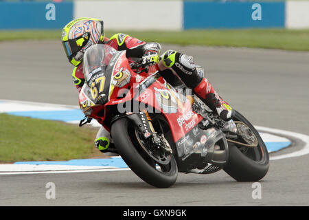 Donington Park, UK. 16. September 2016. Nummer 67 Shane Byrne beteiligt sich an freies Training 2 MCE Insurance British Superbike Championship. Bildnachweis: Peter Hutmacher/Alamy Live-Nachrichten Stockfoto