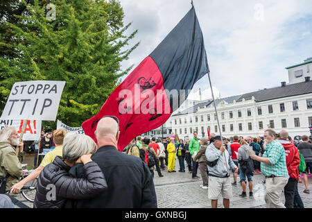 Malmö, Schweden, 17. September 2016. Demonstrationen auf der ganzen Welt gegen die vorgeschlagene Freihandelsabkommen schon TTIP und CETA. Tommy Lindholm/Alamy Live-Nachrichten Stockfoto